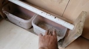 ПРОСТЫЕ КОРМУШКИ ДЛЯ ГУСЯТ, СВОИМИ РУКАМИ