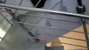 Перила из профильной трубы с круглыми поручнями и горизонтами