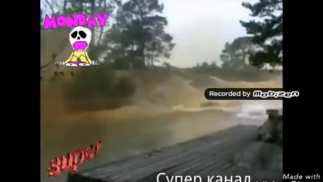 Удар молнии в воду смотреть онлайн