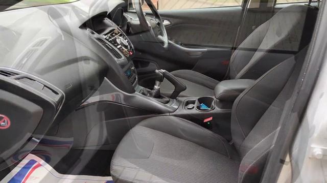 2014 Ford Focus 1.6 TDCi Titanium Navigator Navigator Manual Diesel смотреть онлайн