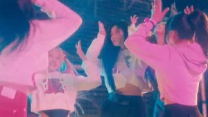 IVE 아이브 'Kitsch' MV