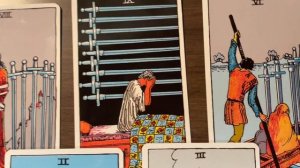 A Little Guide to Tarot and Oracle Cards!