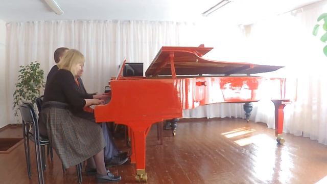 Ромодины Людмила Владимировна, Екатерина Игоревна и Алексей Николаевич. «А я иду, шагаю по Москве» смотреть онлайн