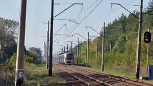 Поезд Интерсити: скорость, звук.