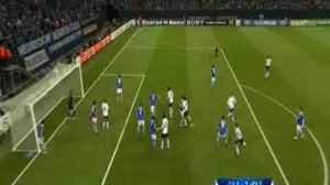 [fr-foot.com] Schalke04 2-1 Inter Milan 13-04-2011 [All goals]