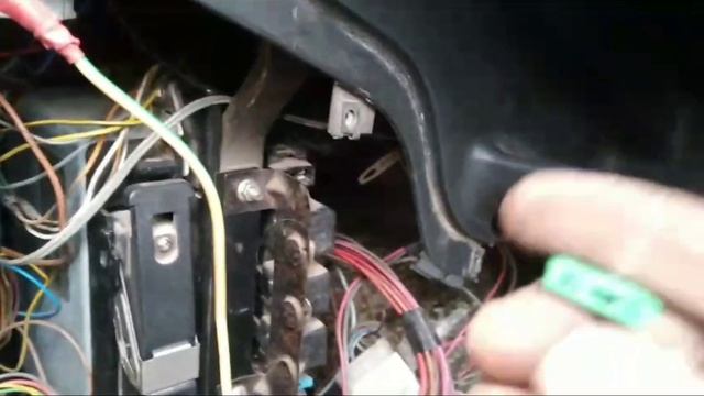 ваз 2115 2114 не заводится бензонасос не работает.. ВАЗ 2115 ОТАЛМАЙДЫ БЕНЗАНАСОС ІСТЕМЕЙДІ смотреть онлайн