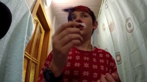 13 ЛЕТНИЙ ПАЦАН СБРИЛ СВОИ ПЕРВЫЕ УСЫ