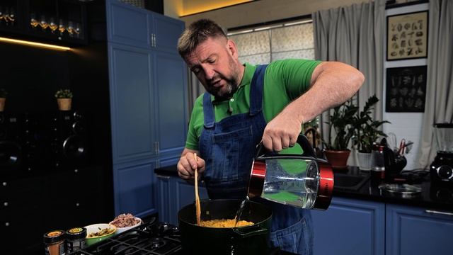 ГОРОХОВЫЙ СУП С ВЯЛЕНЫМ МЯСОМ. ЕВРОПЕЙСКАЯ КУХНЯ. ЭКСКЛЮЗИВНЫЙ РЕЦЕПТ ВКУСНОГО ДОМАШНЕГО СУПА.