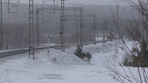 Грузовые поезда России зимой на скорости