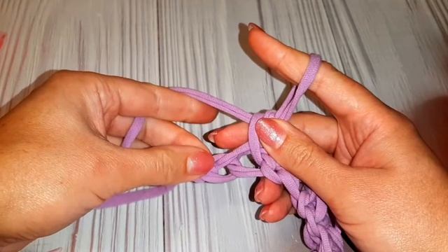 Вязание пальцами без крючка и без спиц. Knitting On The Fingers