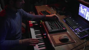 LIVE Ambient | VCV Rack 2 Behringer Crave