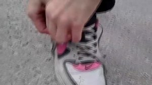 ЛАЙФХАК - Как быстро и надёжно завязать шнурки на NIKE Air Max -