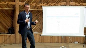 Интервью директора Центра стратегических инициатив и аналитики АК «АЛРОСА» Дмитрия Амелькина