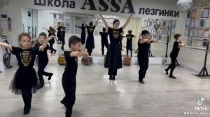 Уроки лезгинки для детей