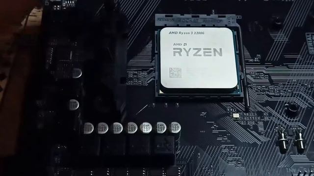 ประกอบคอมแรงๆไม่ง้อการ์ดจอในงบ 8600 บาท Amd ryzen 3 смотреть онлайн