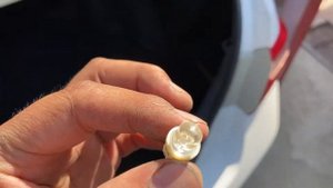 Замена лампочек подсветки номера Камри 40