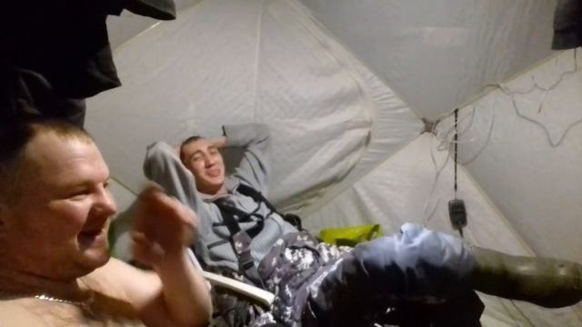 Рыбалка в палатке как дома смотреть онлайн