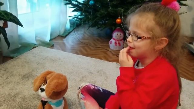 Говорящий щенок от FurReal...Упс, ПУКАЕТ)) смотреть онлайн