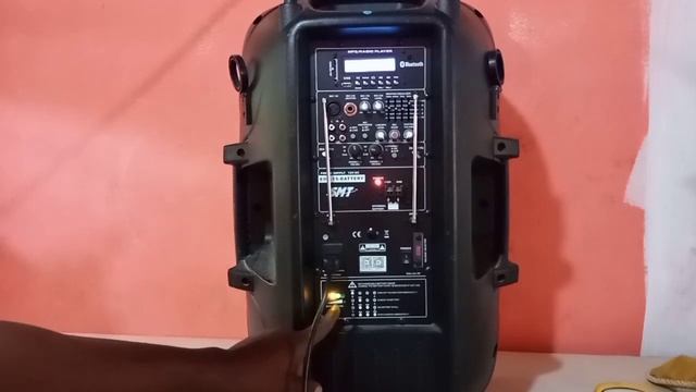 Bocina Bluetooth por que se apaga al subir el volumen // Diagnostico de bocina recargable смотреть онлайн