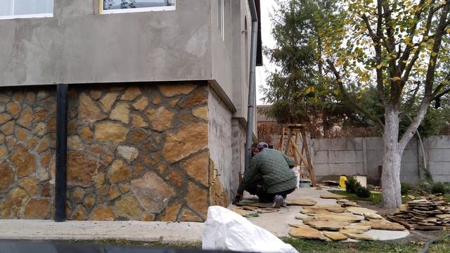 Укладка дикого камня (песчаник) на цоколь смотреть онлайн