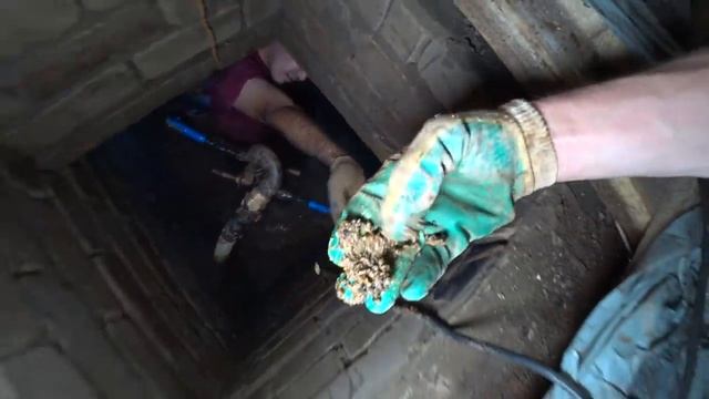 Нянька часть 1 / Бурение в погребе / Как свиньи испачкались в погребе / смотреть онлайн