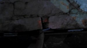 Устройство проема в несущей стене из бутового камня