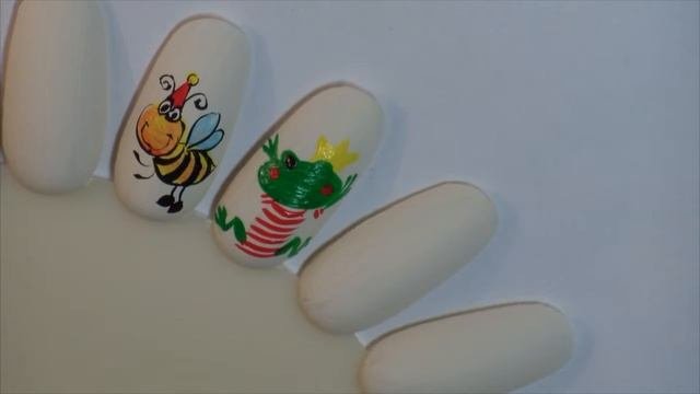 Роспись ногтей. Сложные рисунки. Лягушка.