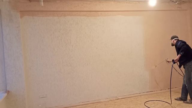 Покраска штукатурки кароед. 18 квадратов за 5 минут. смотреть онлайн