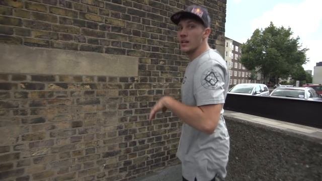 LEARN PARKOUR & FREERUNNING - Ultimate Tutorial For Beginners