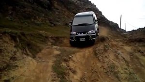 Mitsubishi delica L400 Space Gear 4X4 水牛坑