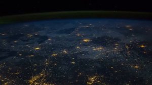 Космос вид на ночную Европу с МКС | Вид с космоса | КОСМОС | ОГНИ НОЧНОГО ГОРОДА