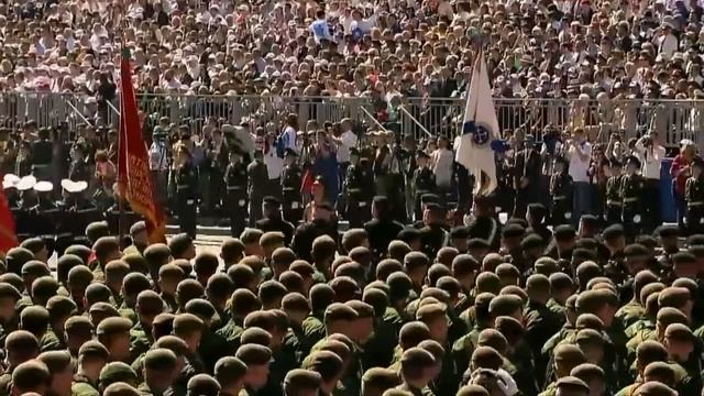 Песня Служить России Военный парад Красной площадь патриотические песни