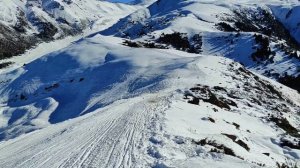 Каракол. Лыжная база. Высота 3040 метров. Скоростной спуск, слалом, фри-райд, трасса для маленьких.