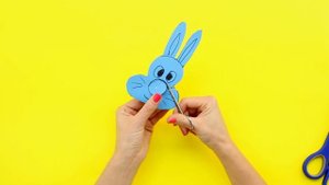 Как сделать подарок из Чупа чупса своими руками?