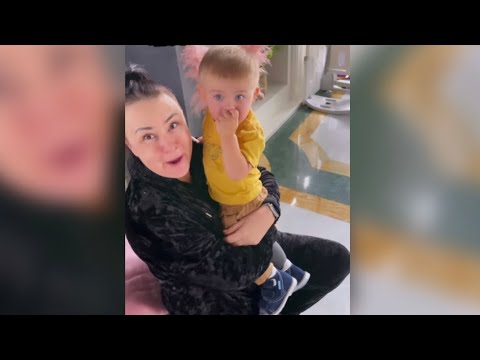 Оксана Самойлова показала трогательную встречу бабушки с внуками