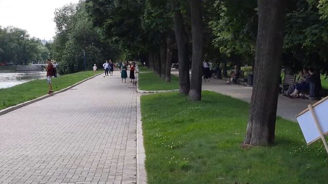 Новодевичий парк в Москве