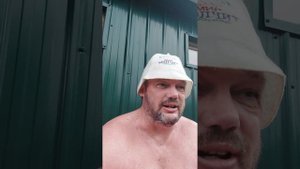 Жена болеет, а муж нет ...
