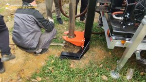 Буровая установка ГБУ 80Л с редуктором РГ2. Колонковое бурение. Видео от ЗБТ