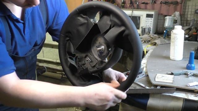 Перетяжка руля BMW e39 натуральной кожей / BMW e39 steering wheel genuine leather смотреть онлайн