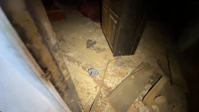 ЗАБРОШЕННАЯ БЕДУИНСКАЯ ДЕРЕВНЯ В АРАВИЙСКОЙ ПУСТЫНЕ смотреть онлайн