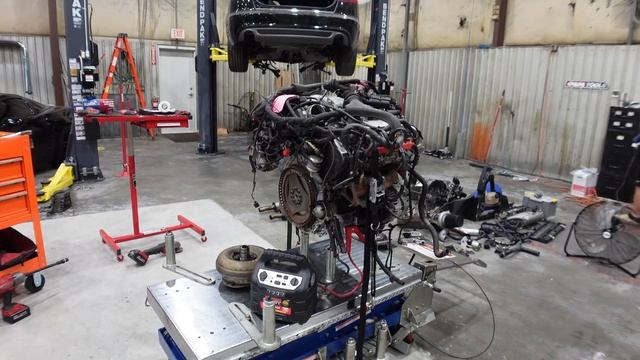 We Used A FORKLIFT To Remove The Transmission From My SEIZED Audi Engine смотреть онлайн