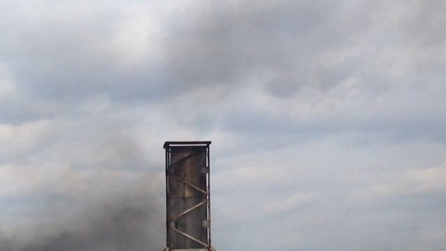 Работа ИНСИ С-1000(на фоне слева - крематор) смотреть онлайн