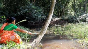 Best hook fishing✅ Village woman fishing in a small boat| Girl hook Fishing by pond|Fishing state.