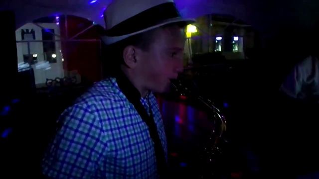 Антон Гаврилов, саксофонист смотреть онлайн