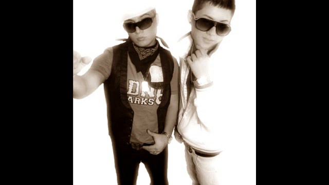 Troyer & Dostyn - Contra La Pared