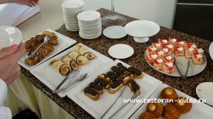 Шведский стол в гостинице Измайлово