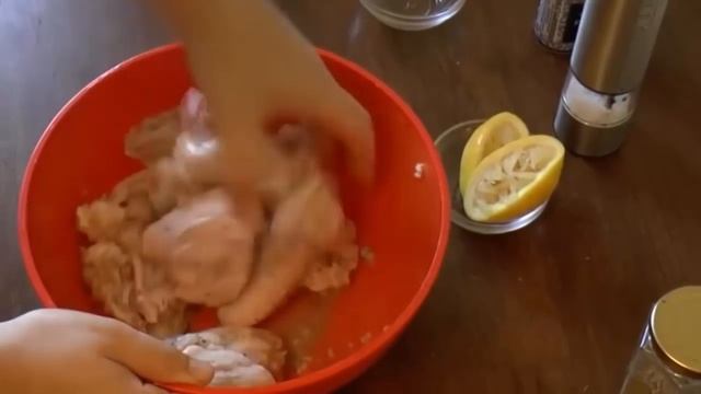 Куриные_крылышки_в_духовке смотреть онлайн