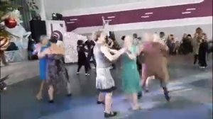 Еврейский танец, 7.40.