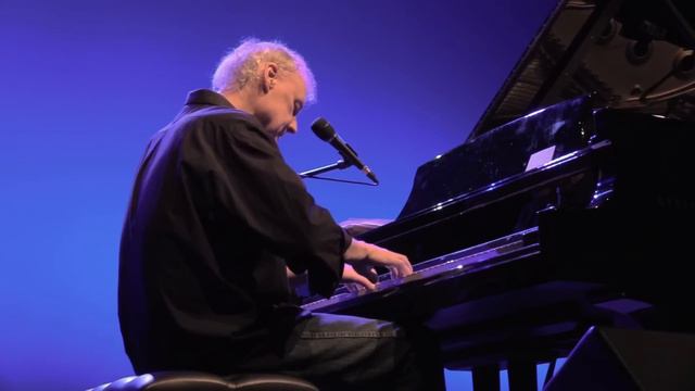 "Mandolin Rain" - Bruce Hornsby смотреть онлайн