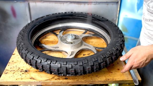 Кроссовая резина на Альфу смотреть онлайн